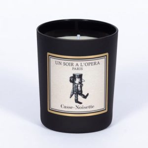BOUGIE OPERA CASSE NOISETTE (épicea pain d'épices) 180G
