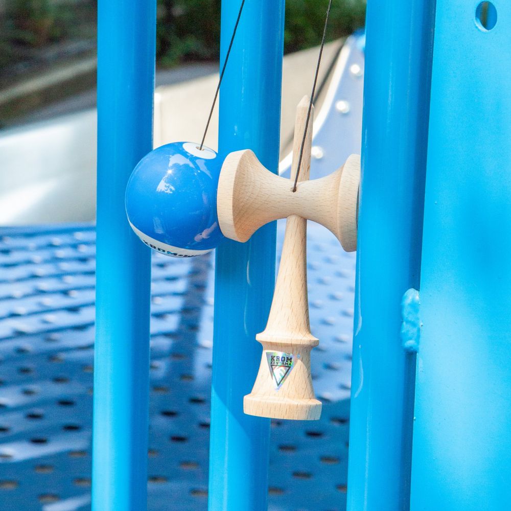 KENDAMA DARK BLUE – Image 3