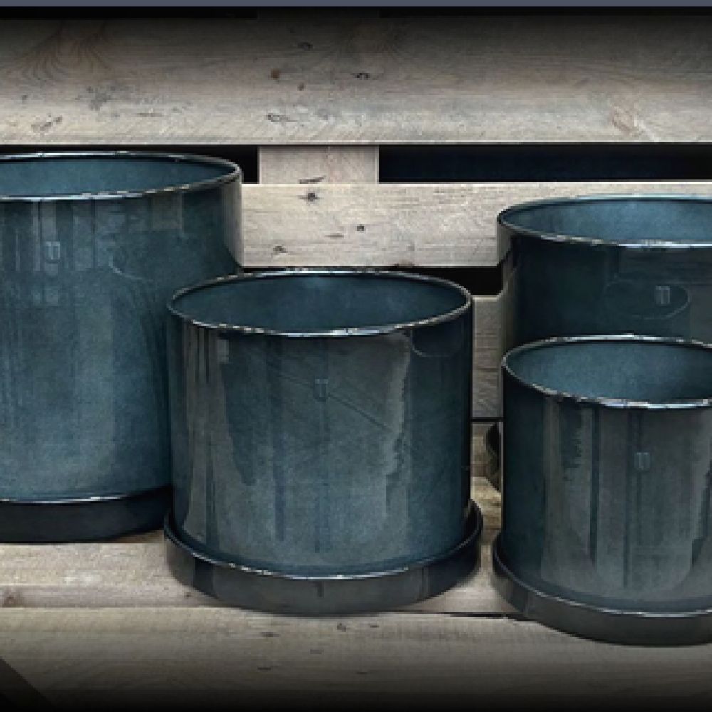 POT METAL AVEC SOUCOUPE GRIS GM